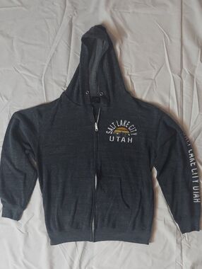 Prarie Mountain L Salt Lake City Utah Zip-Up Hoodie Dark Heather Gray White Text